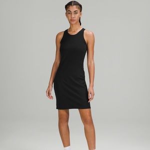 Brand new lululemon dress size 6
